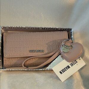 Steve Madden Blush Pink Embossed Wallet. NIB